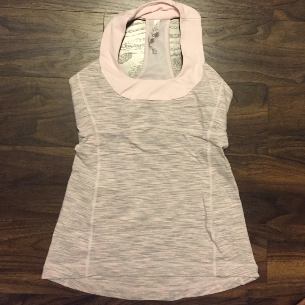 Lululemon scoop neck tank size 6